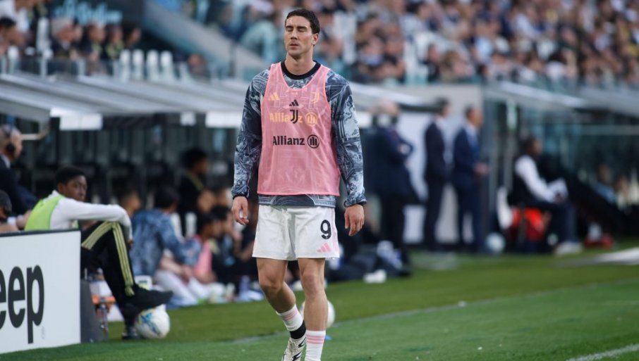 ITALIJANI BESNI: Dušan Vlahović "opljačkao" Juventus?!