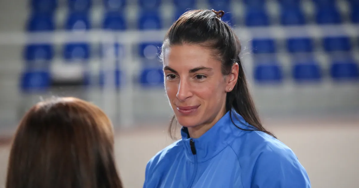 Ivana Španović slavila na neobičnom mitingu, pa srela proslavljenu drugaricu, nije mogla da veruje koga vidi
