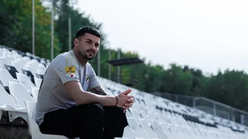 Sad i zvanično: Nemanja Radonjić ponovo nosi Čukin broj 28