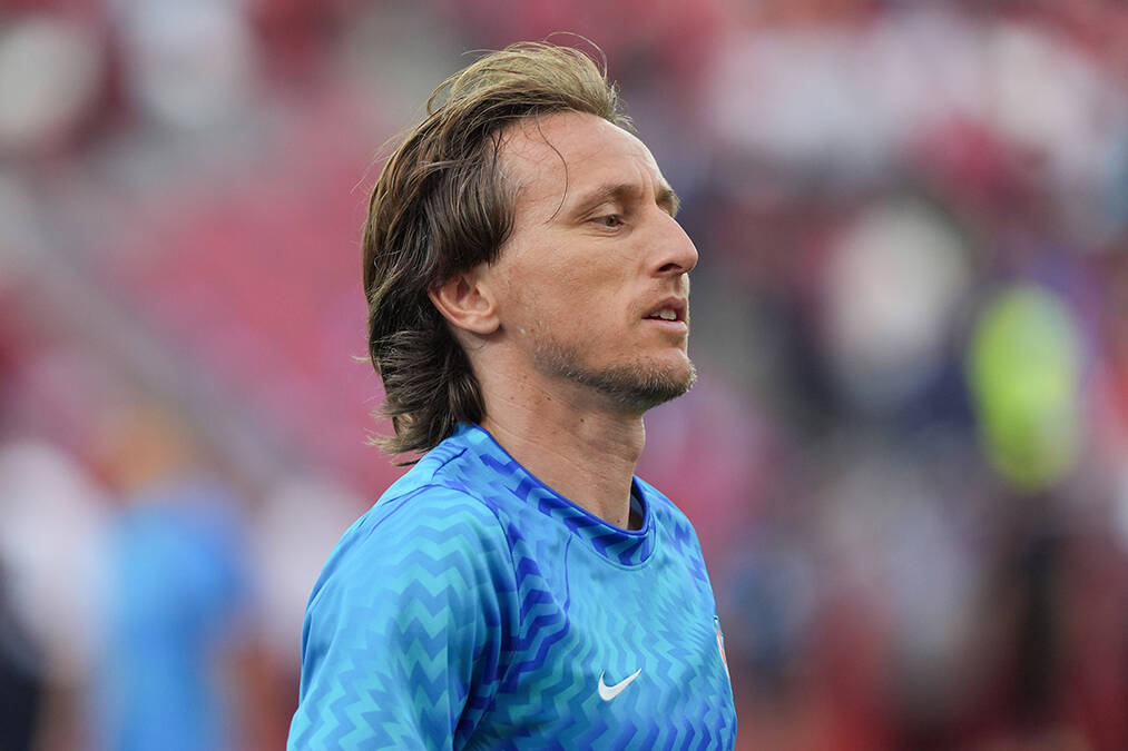 Koliko će Luka Modrić zarađivati u Milanu? Niko sa 40 godina u Evropi nema ovoliku platu