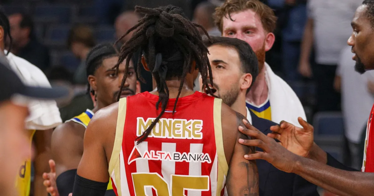 Zvezda brojala do 100 i ubedljivo pobedila u Evroligi, Moneke hteo u fizički obračun, sve na vreme sprečeno