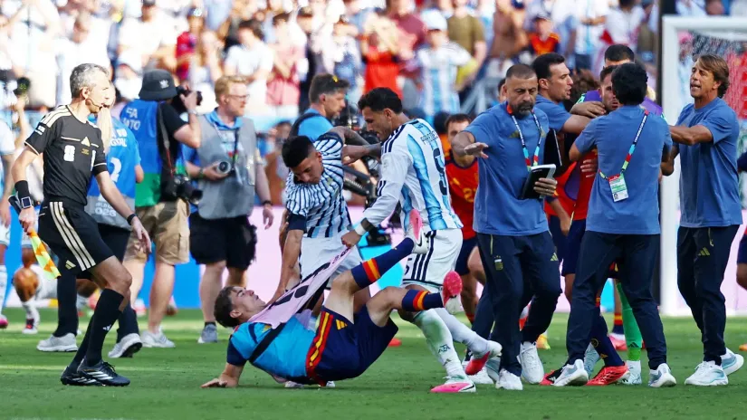 Predlog kazne za nasilne reakcije Argentinaca: Suspendovati Paredesa i Molinu na godinu dana