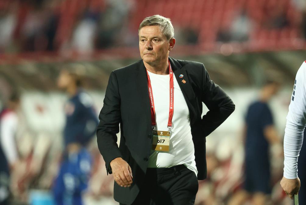 IPAK NIŠTA OD PIKSIJA! BIVŠEM STRATEGU SRBIJE PROPAO POSAO! Stojković je bio viđen kao selektor ove reprezentacije, ali su se oni ipak odlučili za Španca!