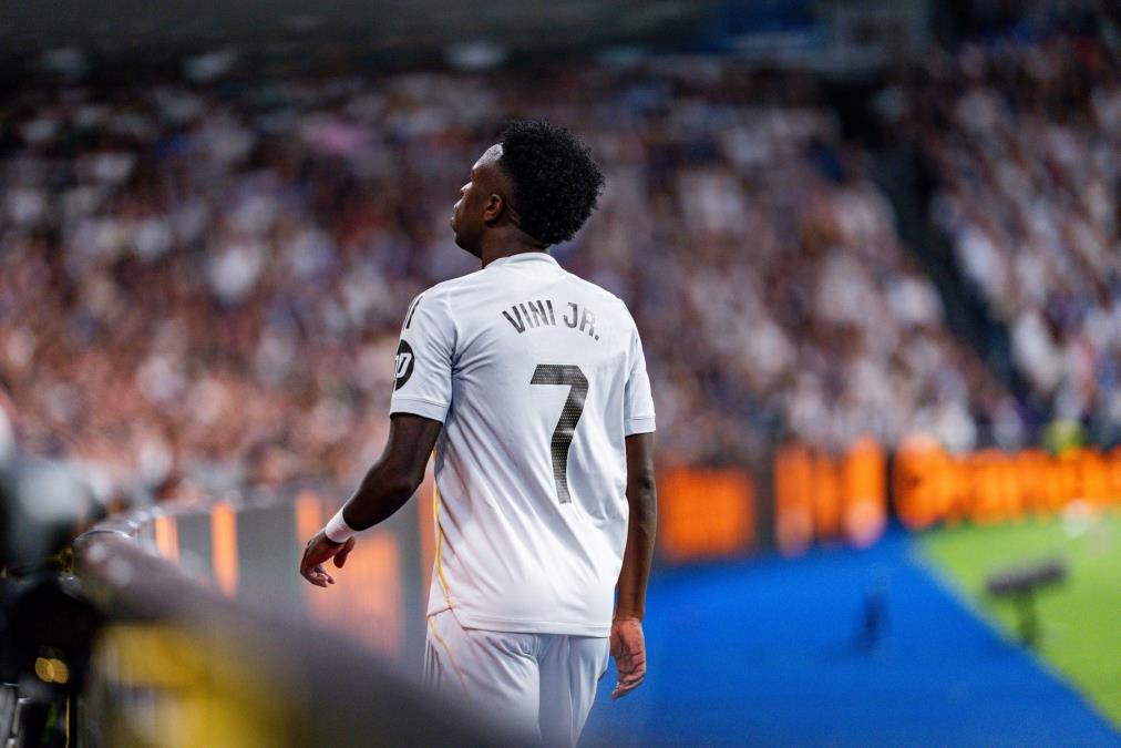 MISTERIJA KOJA JE ŠOKIRALA FUDBALSKI SVET! Dobio novu ponudu Reala, pa obrisao sve sa Instagrama - niko ne zna šta se dešava!