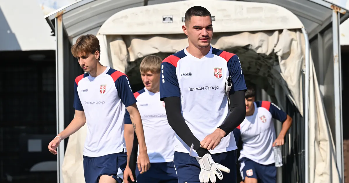 Divna strana srpskog fudbala: Lazar (18) odbio inostranstvo i pare, odlučio da ostane u Prvoj ligi Srbije!