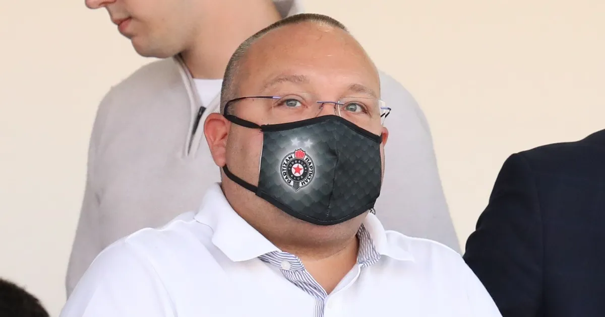 Operisao tumor na mozgu, disao uz pomoć aparata: Profesor Vuletić vodio životnu bitku od tinejdžerskih dana