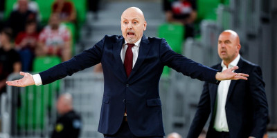 Pala odluka! Navijači Crvene zvezde odabrali naslednika Saše Obradovića