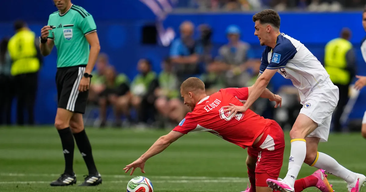 Džakin partner posle 11 godina napustio Nemačku i potpisao za Lids