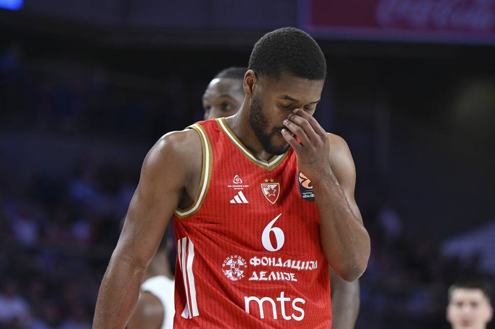 Crvena zvezda ostaje bez Džareda Batlera? Amerikanca traže klubovi iz Evrolige i NBA