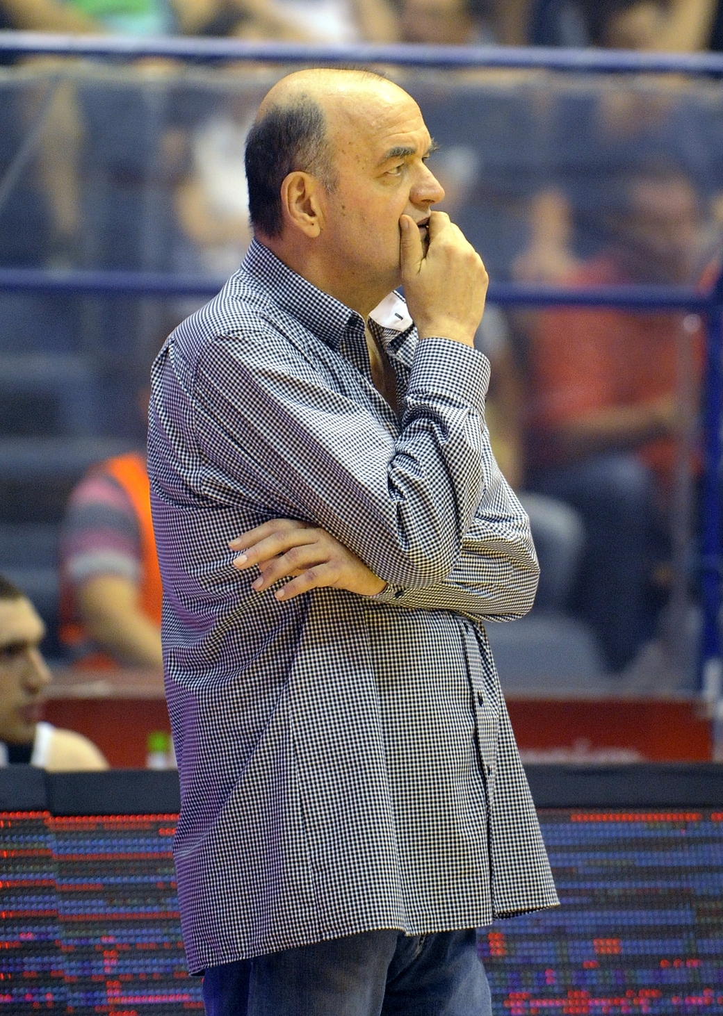 Kad je Dule Vujošević izveo legendaran potez pred besnim Delijama: Izašao je sam pred njih, desilo se čudo