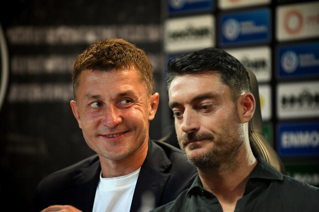 DOSTA JE BILO LEGENDI I DOMAĆIH TRENERA! Partizan pred velikom odlukom: Da li krenuti putem Crvene zvezde i dovesti nekog novog Rijeru? (ANKETA)