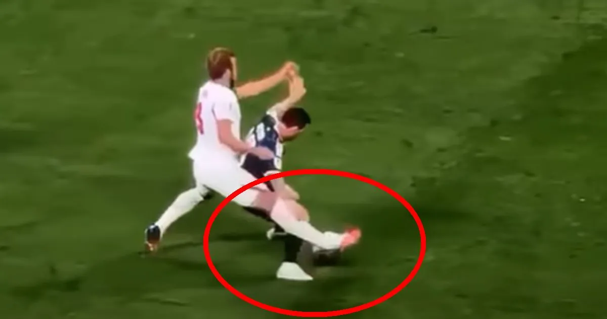 Zbog ovoga je najveći! Mesi je izvrteo četvoricu Engleza, trpeo udarce, pa izveo dribling koji je zaludeo svet