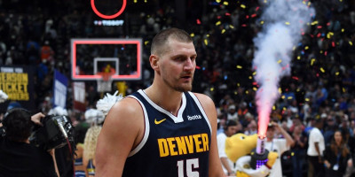Jokić i Amer kao pravi Srbi - Srpski pozdrav usred Amerike (VIDEO)