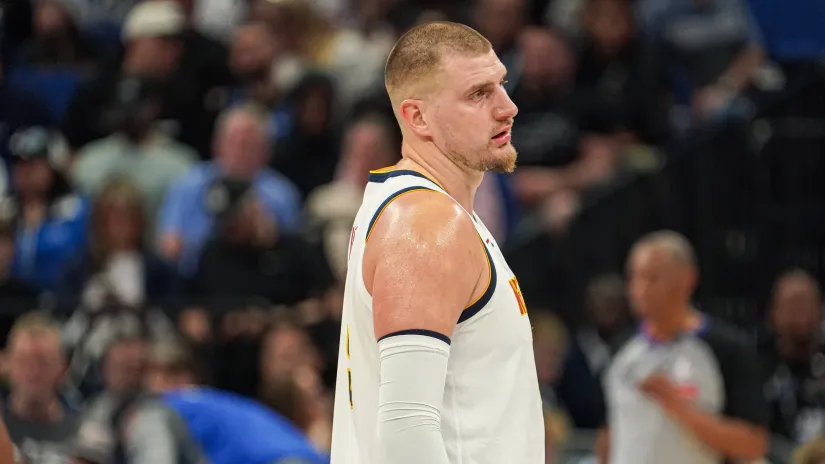 Jokić šutnuo jednom, bacio tačdaun i gledao drugo poluvreme
