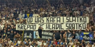 Skandal u Sandžaku: Orilo se "Je*emo vam vašeg generala", navijači bacali pelene na teren!