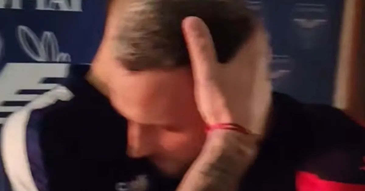 Marko Arnautović "uleteo" u miks zonu da se pozdravi sa bivšim fudbalerom Zvezde, prekinuo mu je izjavu