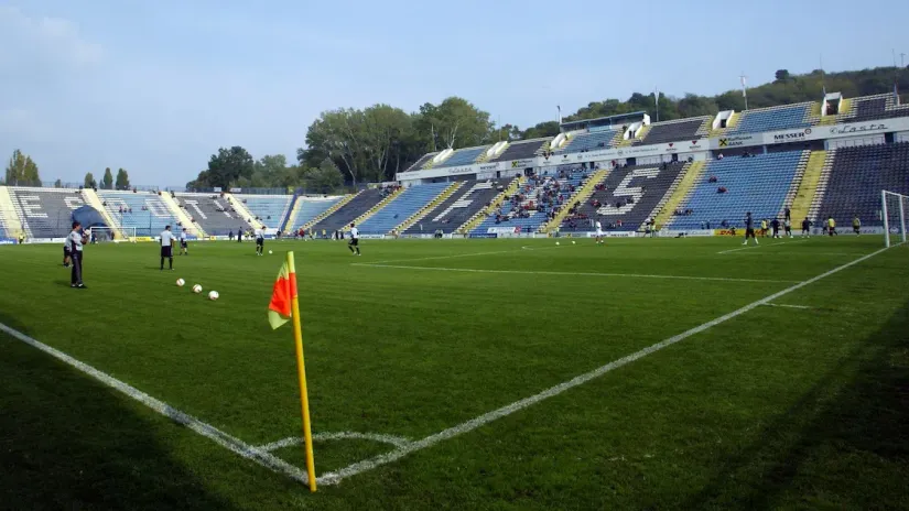 Hadžićeva dva komada prekinula dve serije
