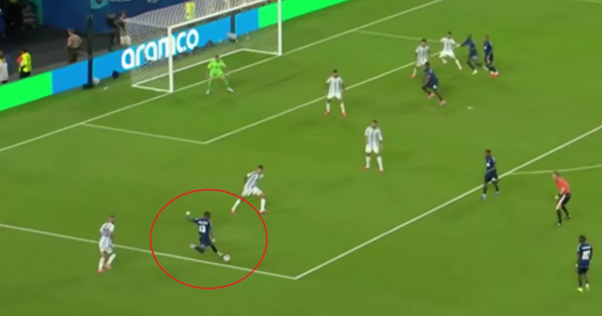 Imamo najbolji gol Svetskog prvenstva, čudesni Kabral ostavio planetu bez reči i šokirao Argentinu