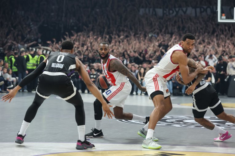 NESTVARNA CIFRA: Evo koliko Zvezda i Partizan moraju da plate za stalnu licencu Evrolige!