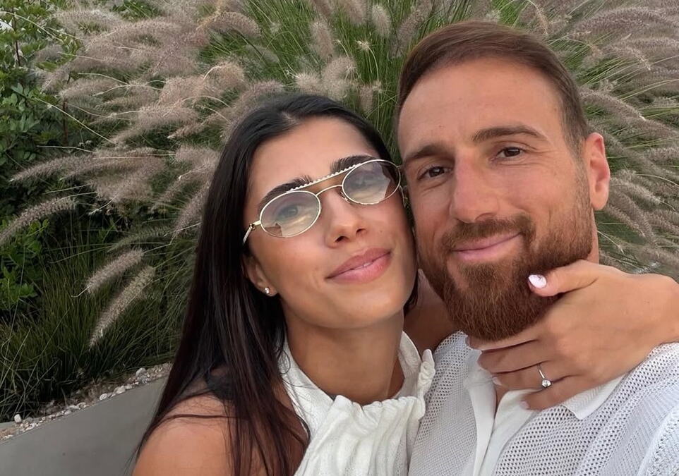 PORODILA SE OLGA DANILOVIĆ! Naša teniserka i slavni golman dobili sina! Evo koje ime su odabrali