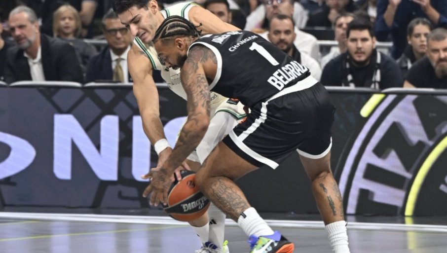 Ništa od senzacije: Žocu ovacije Grobara, PAO brutalnom serijom i trojkama srušio Partizan! (VIDEO)