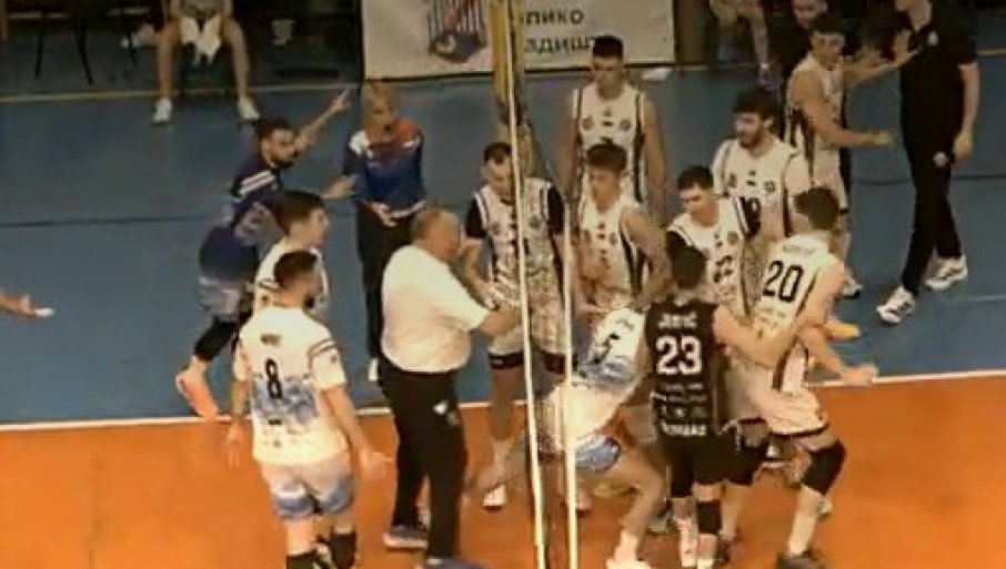 Žestok obračun na meču Partizana! Igrač prešao na protivničku polovinu, haos na terenu! (VIDEO)