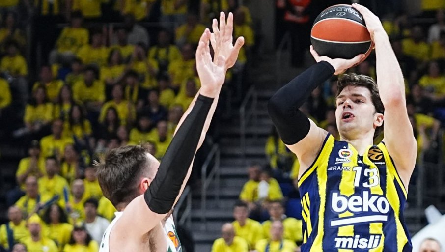 FENERBAHČE OSTAO BEZ VAŽNOG IGRAČA: Tarik Biberović napustio klub, poznato gde nastavlja karijeru