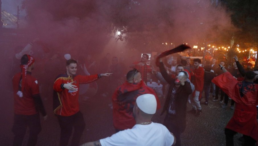Javio se osvedočeni srbomrzac: Provocirao Srbe na EP, a sada veliča OVK zločince (FOTO)