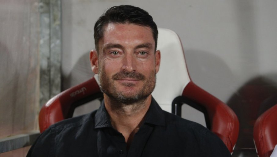 DOMAĆI - STRANCI 4:0: Osmorica "uvoznih" trenera sedelo na klupama večitih u derbijima, skor očajan