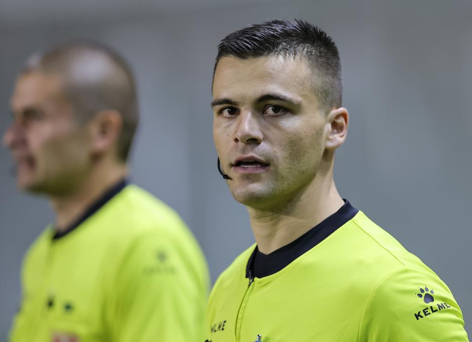 PRIZNANJE: Danilo Nikolić sudi meč Anderleht - Hamarbi