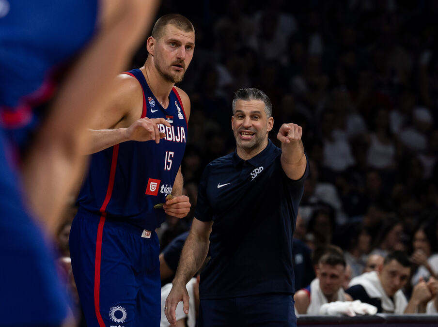 SELEKTOR SRBIJE ZADOVOLJAN POSLE POBEDE NAD FRANCUSKOM! Alimpijević otkrio šta ga posebno raduje! Pričao o Jokiću, dotakao se Vembanjame, pa poslao jasnu poruku