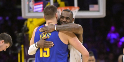 Lebron dolazi kod Jokića? Trese se NBA - Denver svim silama krenuo po Džejmsa