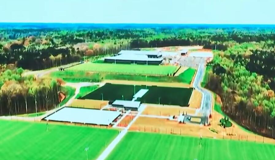 AMERIKA POKAZALA MOĆ! Fudbaleri dobili centar kakav svet još nije video: Iskeširali 250 MILIONA DOLARA za fudbalski raj! (VIDEO)