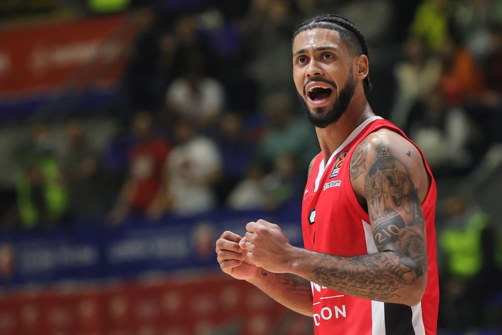 "MI SMO META - SVI ŽELE DA NAS SRUŠE!" Olimpijakos brani tron, a on ima samo jednu želju!
