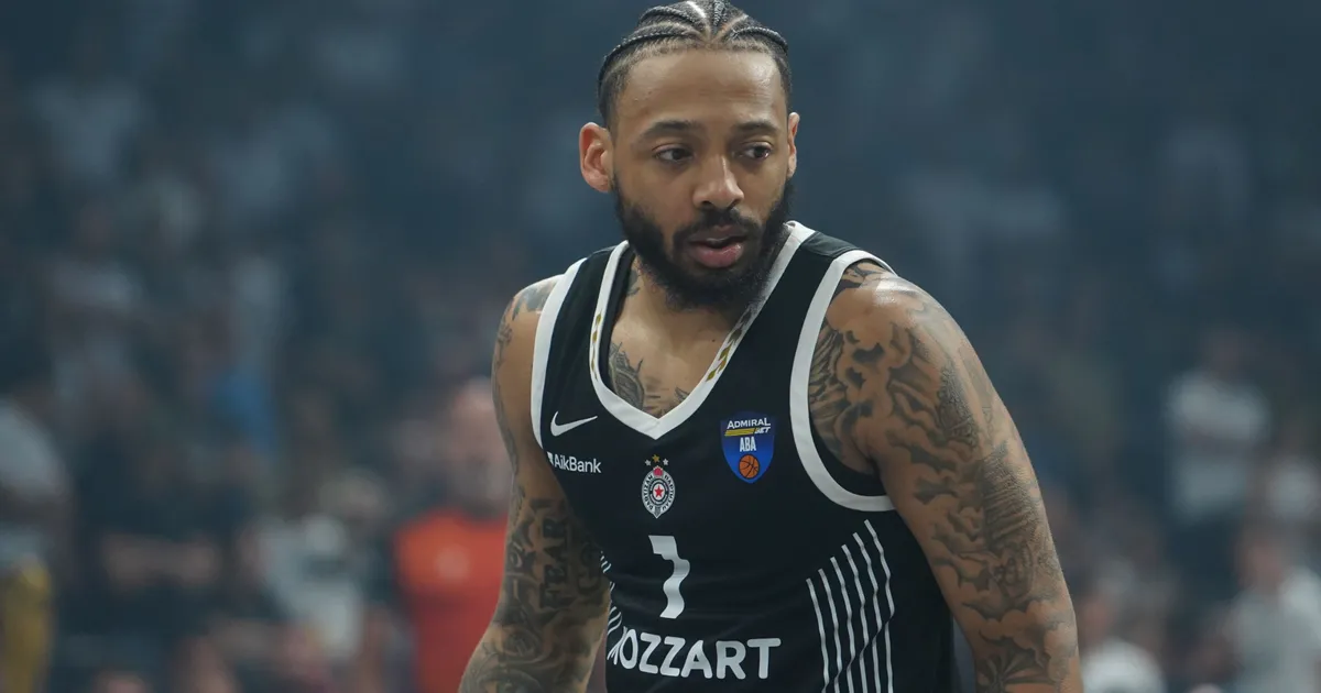 Partizan - Burg: Crno-beli igraju za treće mesto na turniru u Atini!