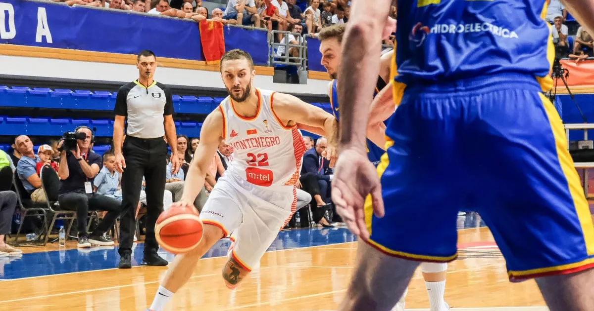 Crna Gora napravila baš veliki korak ka Mundobasketu, iskoristila kiks Grčke i trlja ruke pred drugu fazu!