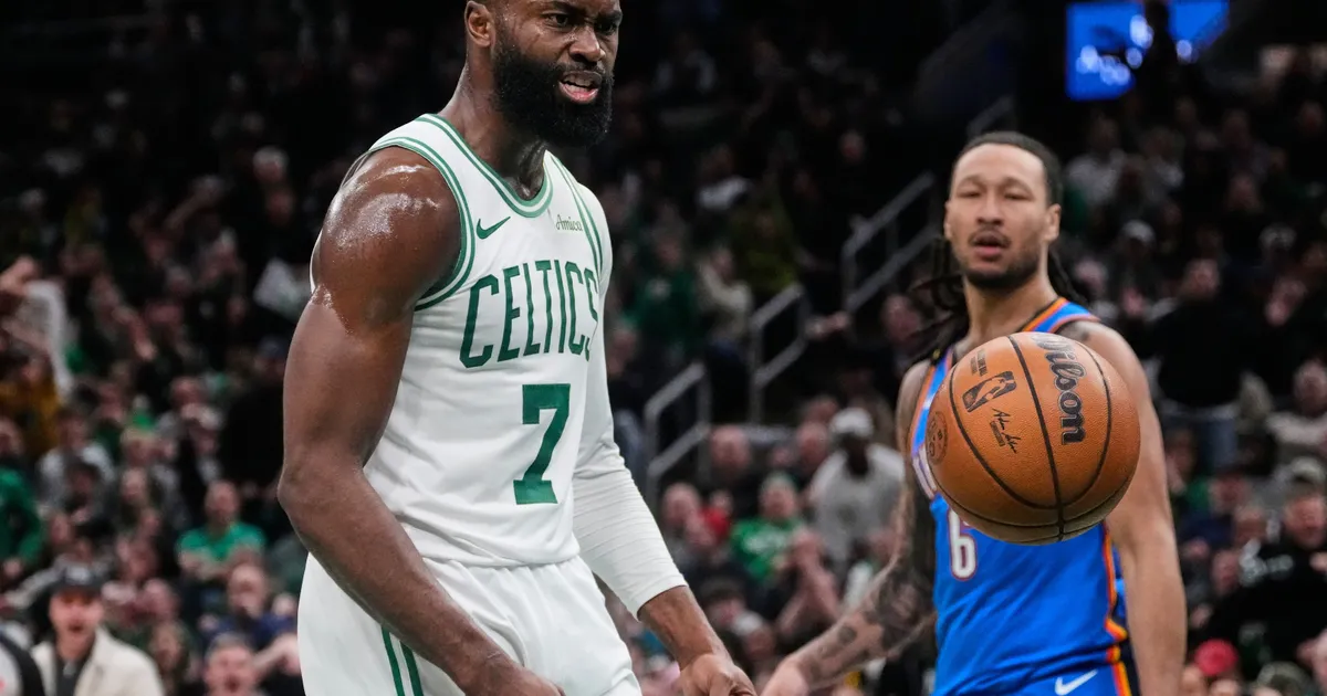 NBA zvezda će biti veliki rival Jokiću, Amer iznenadio sve i otišao na boks, razgovarao sa Vajtom i ide u UFC