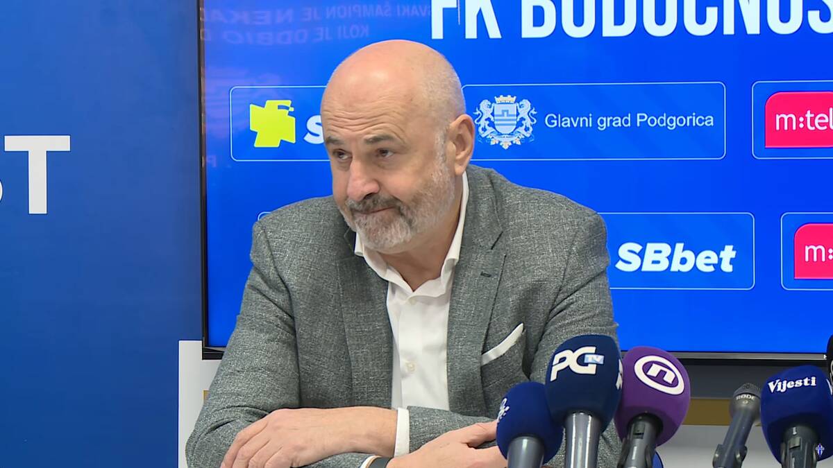 Miodrag Božović: "Tamo nikad nisam bio srećan, navijači hoće da vode klub"