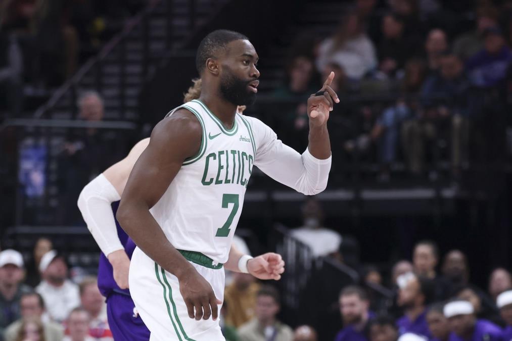 VELIKI NBA TREJD U NOĆI IZA NAS! Nekadašnji treći pik sa drafta prvi put promenio klub
