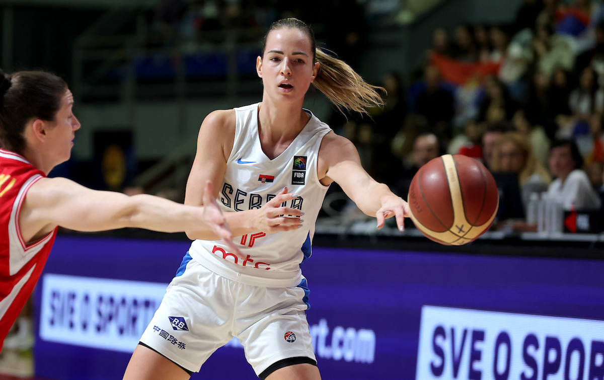 (VIDEO) Blistavo debitantsko veče za Jovanu Nogić i istorija WNBA