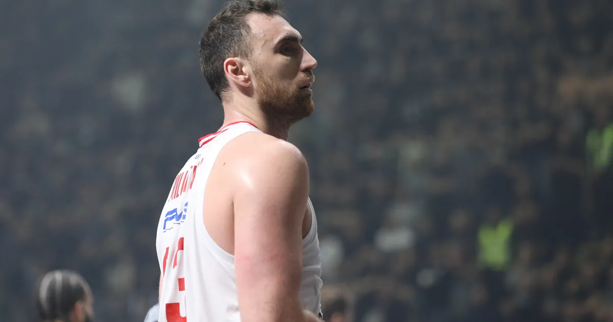 Olimpijakos zaboravio Fenrbahče, Vezenkov i Milutinov se "iskupili" za blamažu u Evroligi