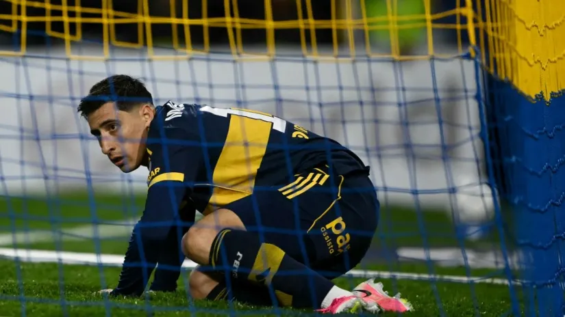 Sva draž argentinskog fudbala u derbiju Njuelsa i Boke: Golovi, žestoki startovi, vatromet na tribinama
