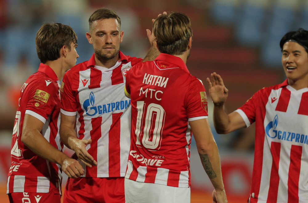 Zvezda sa 24 igrača putuje u Severnu Irsku Stanković odredio spisak za Larn
