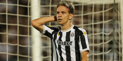 Žestok udarac za Partizan pred večiti derbi: Virus "pokosio" krilnog napadača