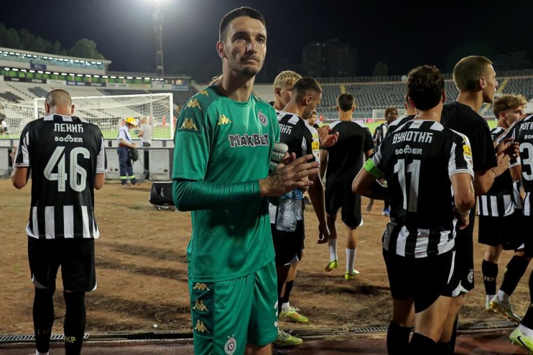 GROBARI SU IMALI ŠTA DA KAŽU! Ovo su poručili fudbalerima Partizana