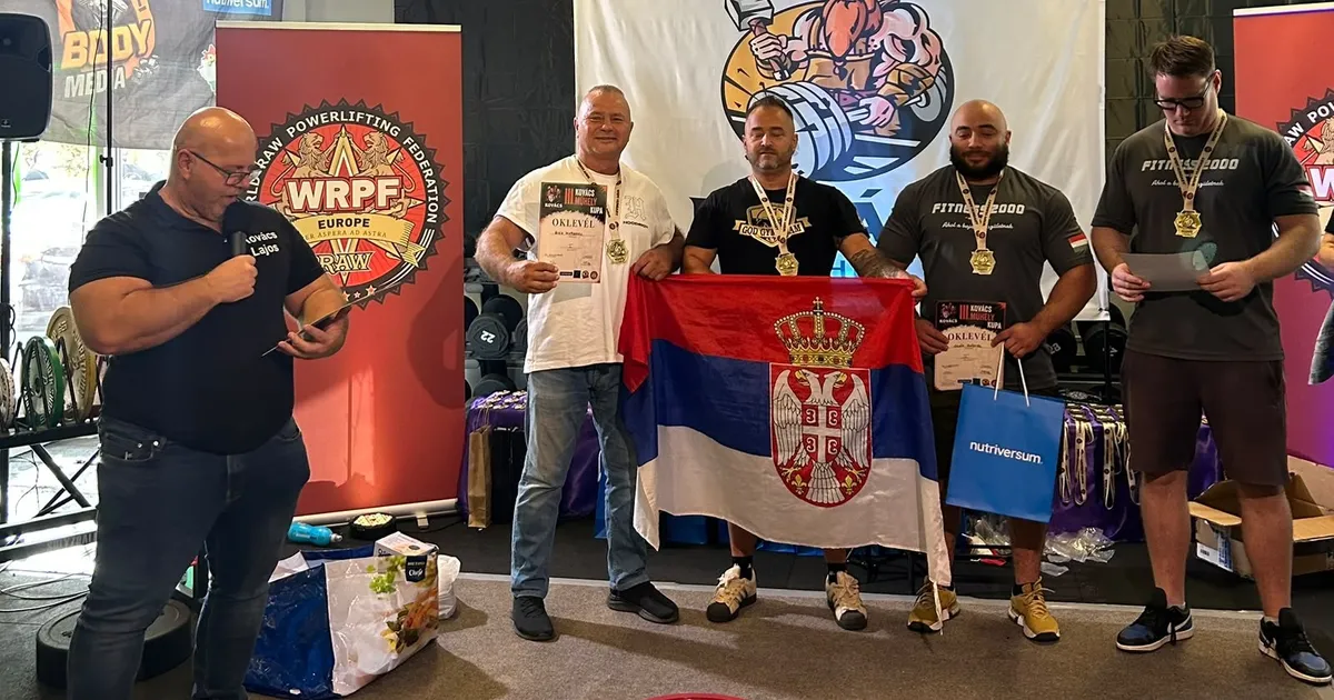 ŽIKA MARKOVIĆ PONOVO ŠAMPIONSKI! Iz prve pokorio 235 kilograma i podigao srpsku zastavu za uvertiru pred SP