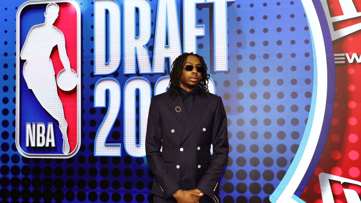 Nosio nakit od 4 miliona dolara na NBA draftu, niko ga nije odabrao: Okrenuo se i okićen otišao kući