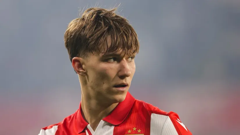 Romano otkrio: Milan hoće Kostova, već su zvali Zvezdu