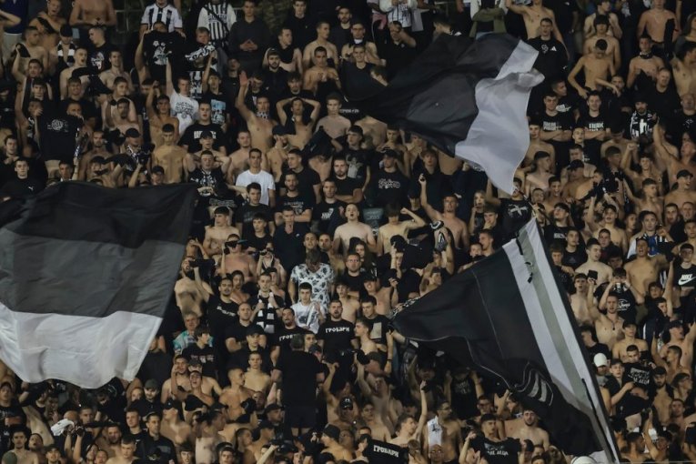 SKANDAL U KOMŠILUKU! Grobari napadnuti - dobili ozbiljne pretnje!