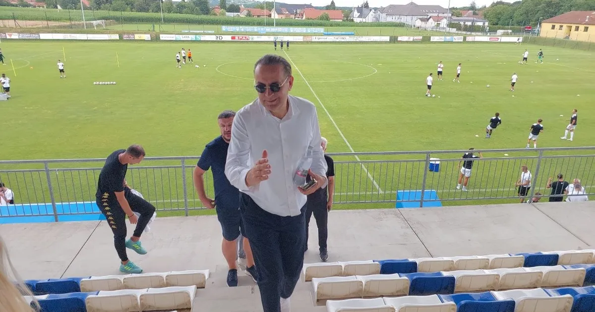 Rasim Ljajić došao da prati meč Partizan - Nefči, sa njim je u društvu bio generalni direktor kluba iz Srbije